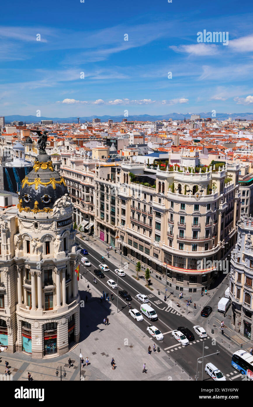 Ansicht von Metropolis Gebäude, Gran Via, Madrid, Madrid, Spanien Stockfoto