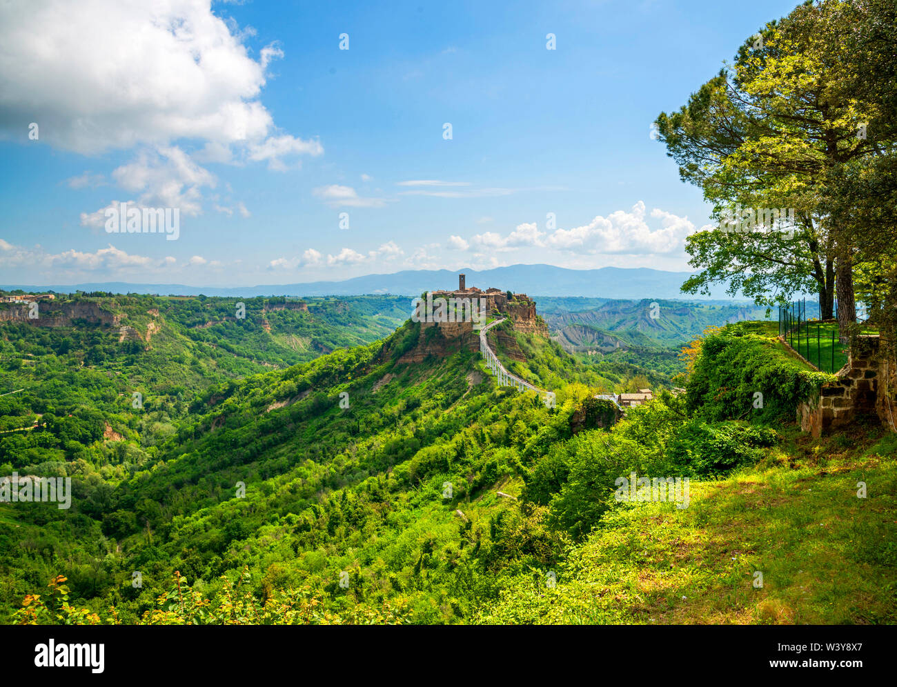 Blick auf Civita di Bagnoregio, Viterbo, Latium, Italien Stockfoto