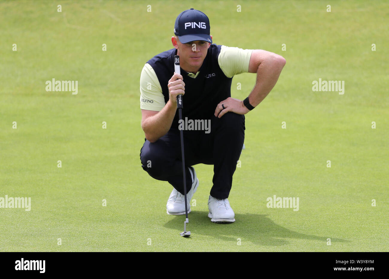 Südafrika's Brandon Stone im 4. Grün während des Tages eine der Open Championship 2019 im Royal Portrush Golf Club. Stockfoto