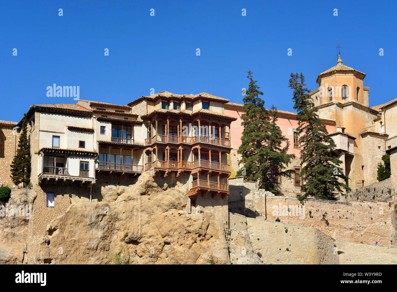 Die Casas Colgadas (Hängende Häuser) zurückgehend auf das 15. Jahrhundert, das in der ummauerten Stadt Cuenca, die zum Weltkulturerbe der Unesco gehört. Castilla la Mancha, Spanien Stockfoto