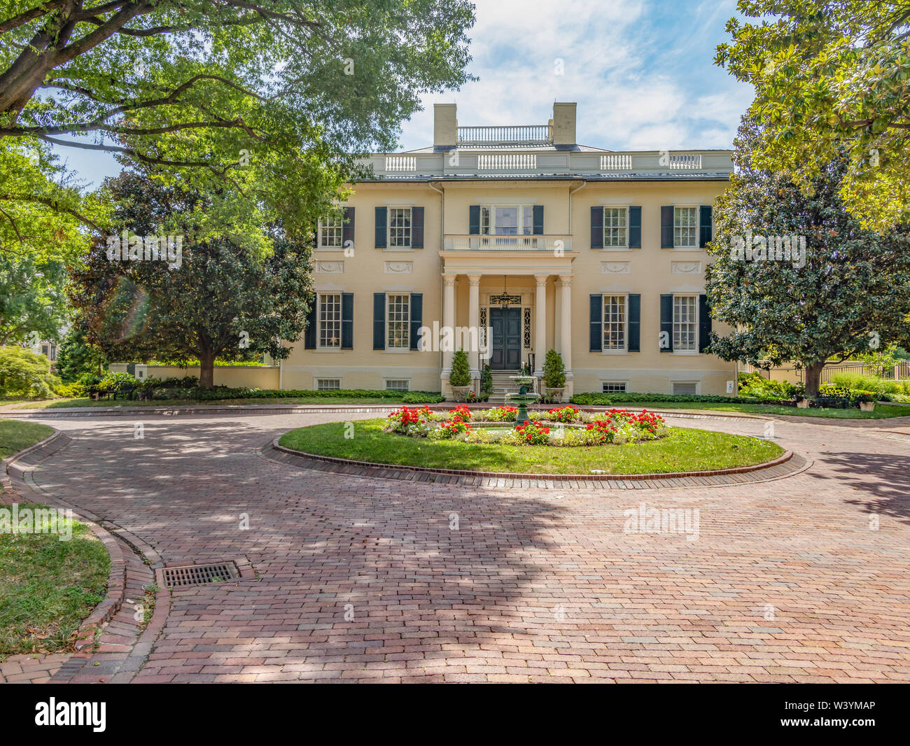 GOVERNOR'S MANISON, Richmond, VA - ca. 2019. Des Virginia Governor's Mansion, die besser als Executive Mansion bekannt, ist in Richmond, Virgini entfernt Stockfoto