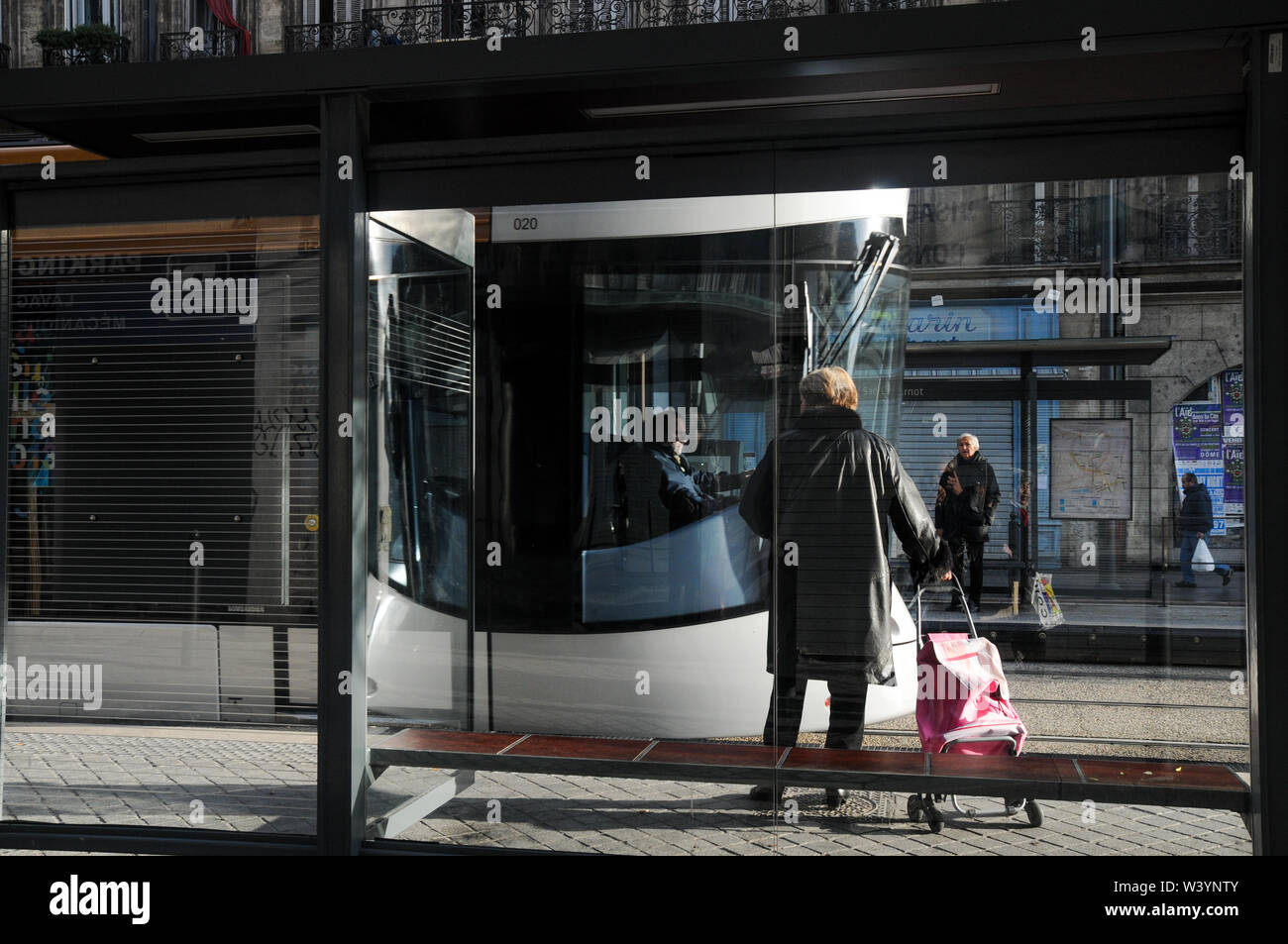 Die Straßenbahnstation, Republic Street, Marseillle, Bouches-du-Rhone, Frankreich Stockfoto