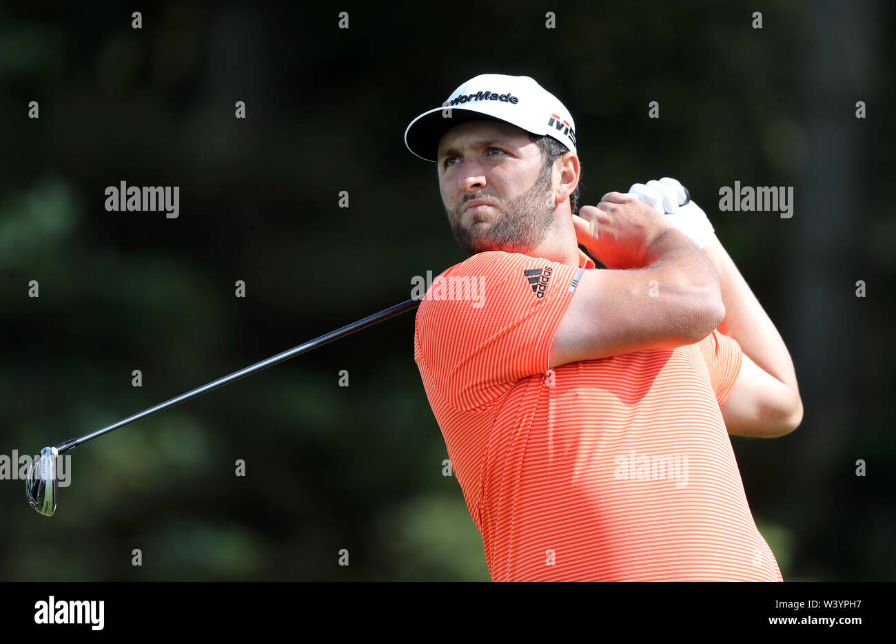 Spaniens Jon Rahm T-Stücken aus dem 5. Tag eines der Open Championship 2019 im Royal Portrush Golf Club. Stockfoto