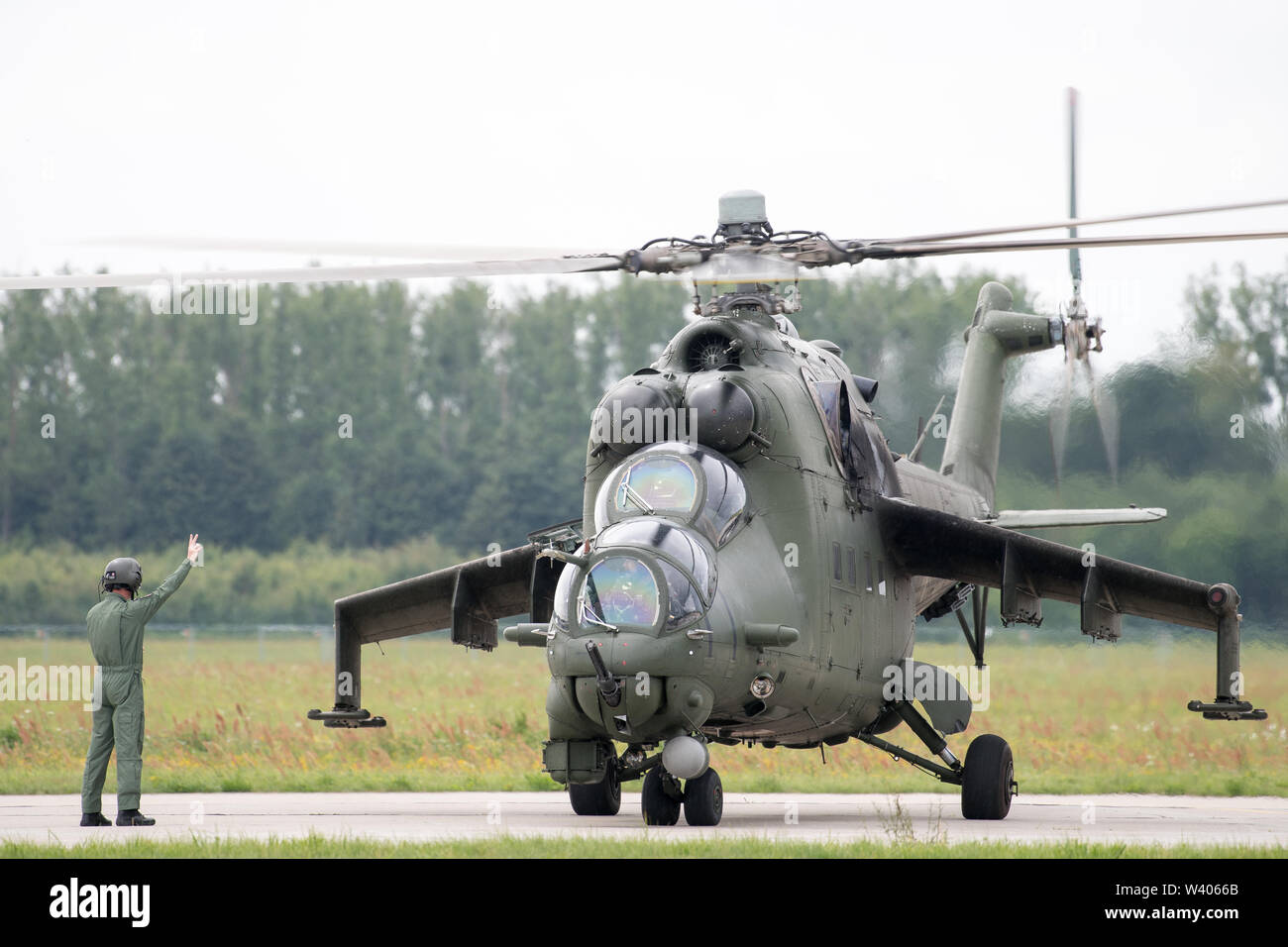 Sowjetische, polnische Streitkräfte Kampfhubschraubers Mi-24D Hind in Gdynia, Polen. 13. Juli 2019 © wojciech Strozyk/Alamy Stock Foto Stockfoto