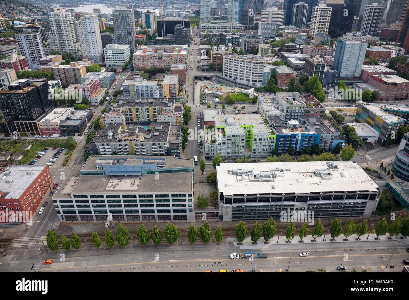 Luftaufnahme von Gebäuden auf Alaskan Way, Seattle, Washginton, USA Stockfoto