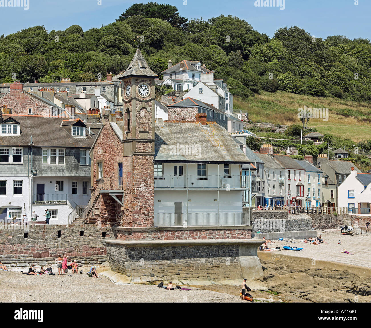 Kingsand Clock Tower und Strand, Rame Halbinsel, Cornwall Stockfoto