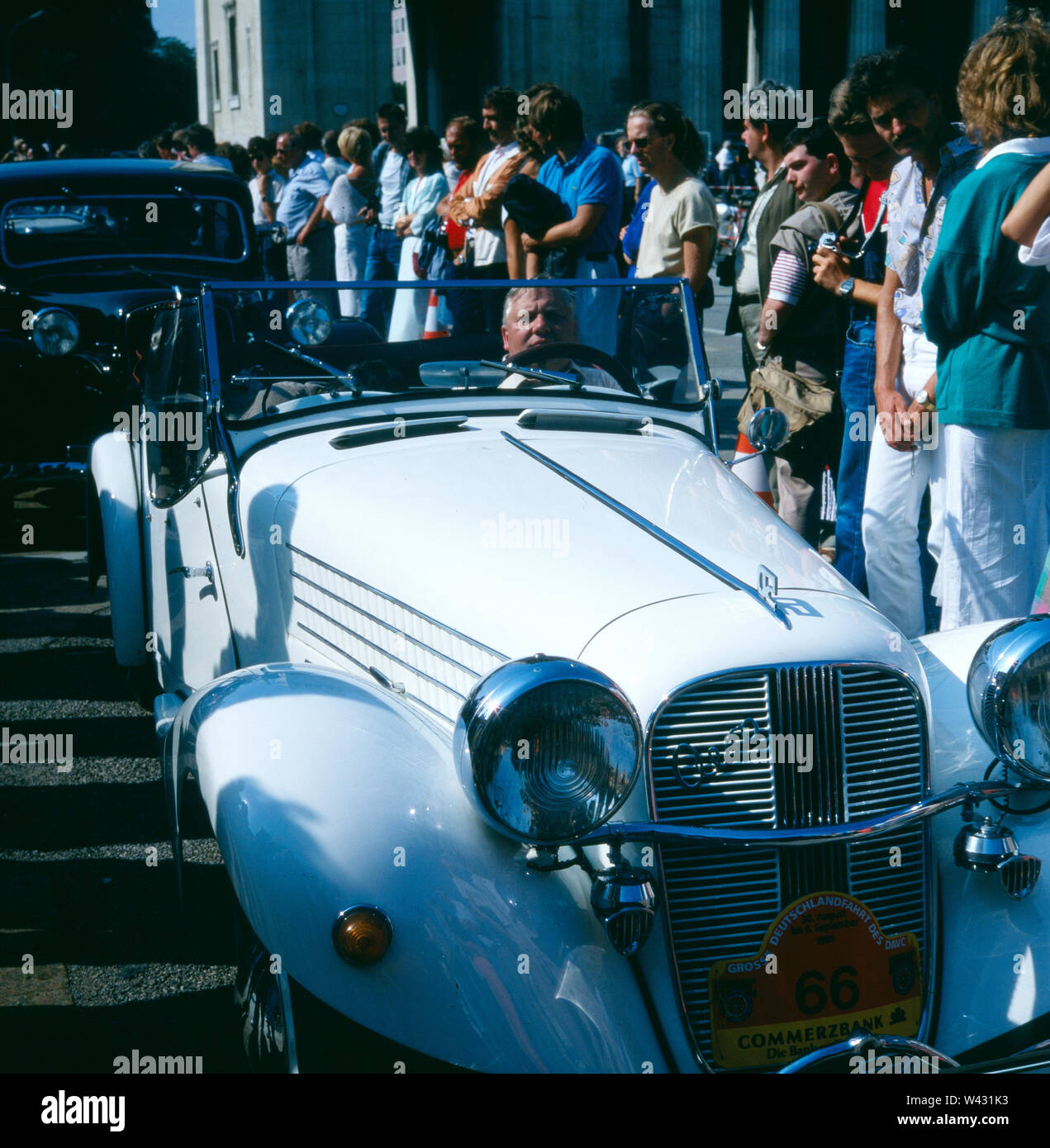 Ein Aero 18 662 5/6 einer Oldtimershow in München Ende der 1980er Jahre. Eine Aero 18 662 bei einem Oldtimer Show in München in den späten 1980er Jahren. Stockfoto