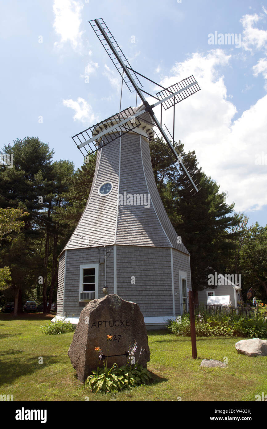 Joseph Jefferson Windmühle die Windmühle, am Eingang zum Gelände der Aptucxet Museumskomplex in Bourne, assachusetts auf Cape Cod, USA Stockfoto