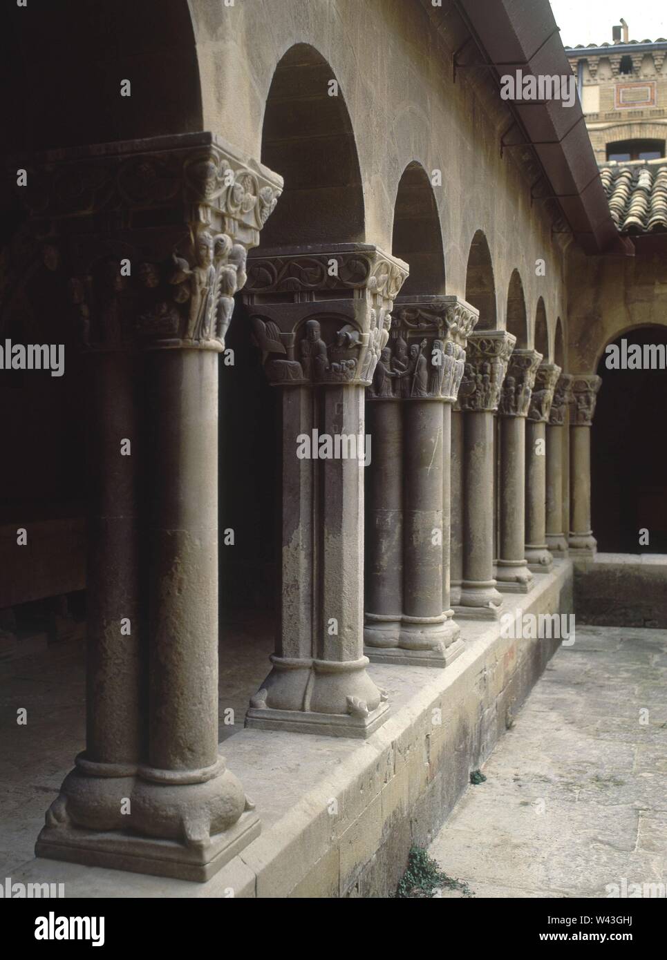 CLAUSTRO ROMANICO DEL MONASTERIO DE SAN PEDRO EL VIEJO - SIGLO XII. Lage: MONASTERIO DE SAN PEDRO EL VIEJO. Spanien. Stockfoto