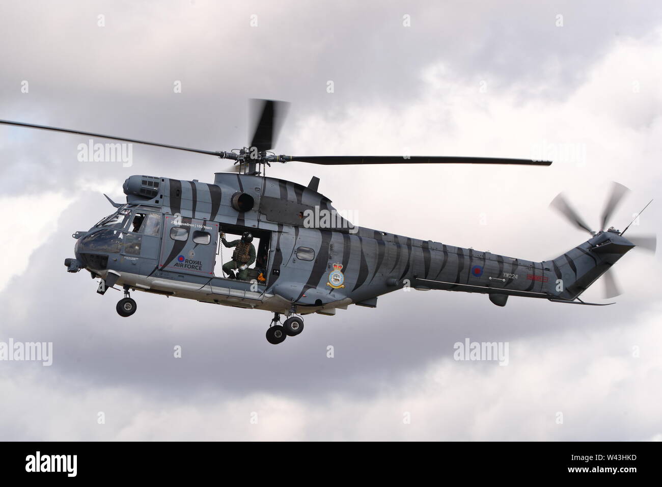 Super Puma Helicopter Stockfotos und -bilder Kaufen - Alamy