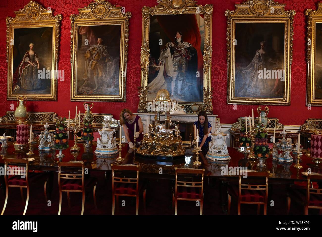 Der Queen Victoria Palace im Sommer Öffnung des Buckingham Palastes ...