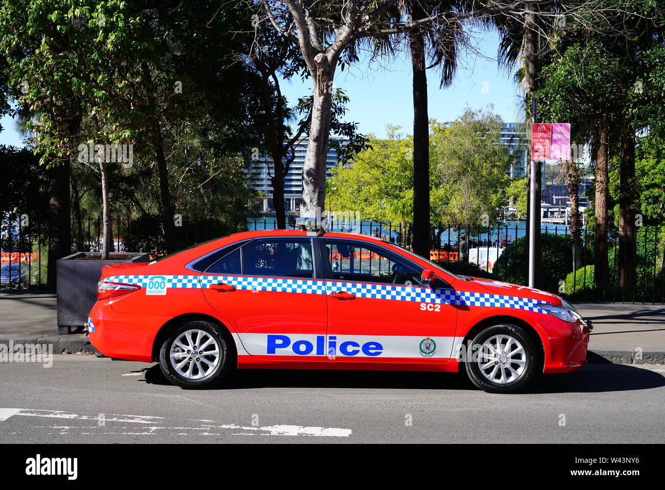 SYDNEY, AUSTRALIEN - 15 May 2018 - Blick auf ein Polizei Auto auf der Straße, in den Felsen in Sydney, New South Wales, Australien. Stockfoto