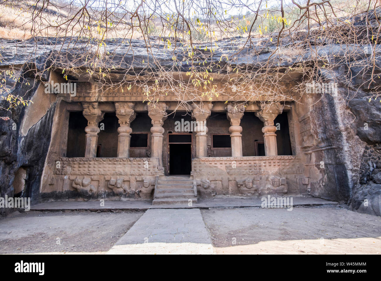 Höhle Nr. 3, die Höhle zu Ehren des Gautami Balasiri auch als Devi Leni oder der Königin Mutter Höhle, Pandavleni Höhlen, Nasik, Maharashtra bekannt ausgegraben. Stockfoto