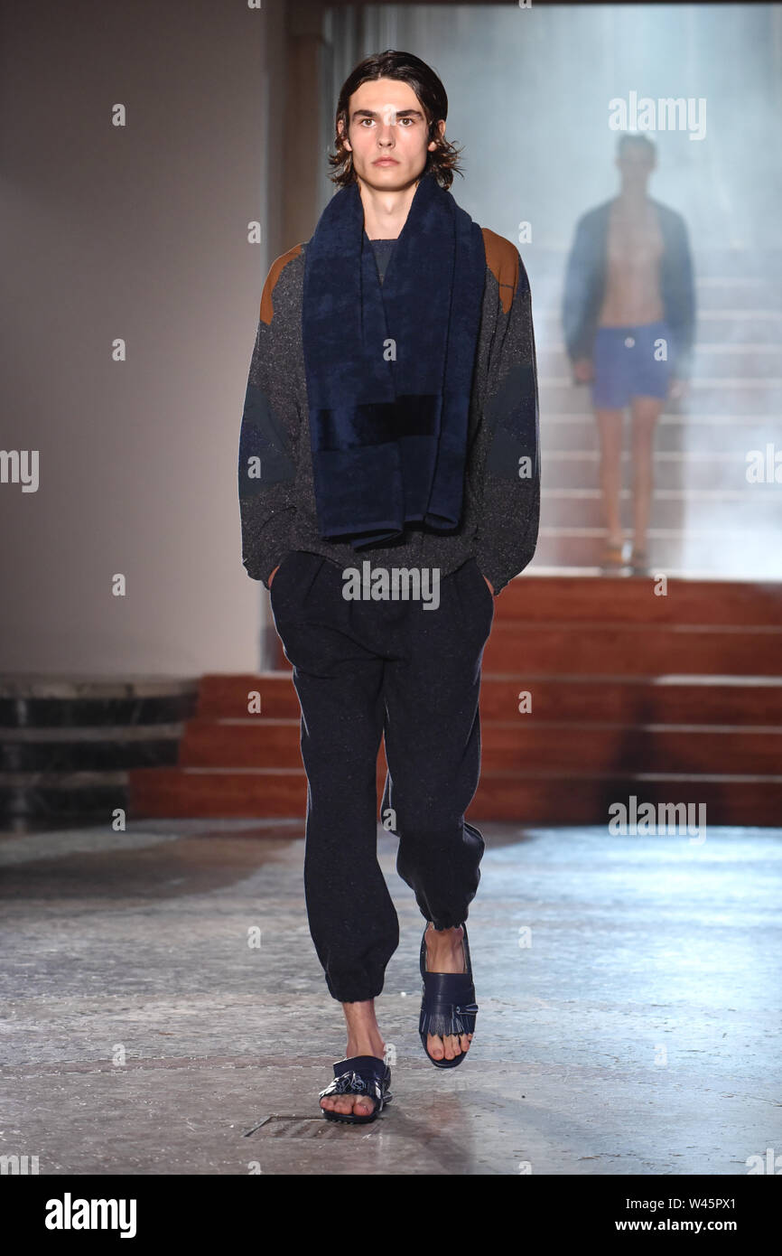 Pal Zileri zeigen, Landebahn, Frühling/Sommer 2020, Mailand Fashion Week Männer, Italien Wo: Milano, Italien Wann: 17 Jun 2019 Stockfoto