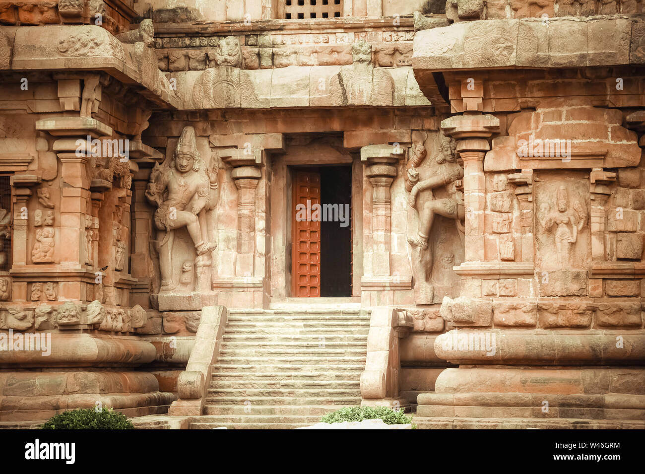 Gangaikonda Cholapuram zentralen Eingang am Tempel. Tolle Architektur der hinduistischen Tempel zu Shiva gewidmet. Süd Indien, Tamil Nadu, Thanjavur (Trichy) Stockfoto
