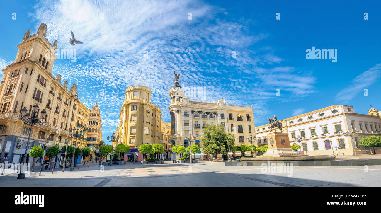 Blick auf die Plaza de las Tendillas im Stadtzentrum von Cordoba. Andalusien, Spanien Stockfoto