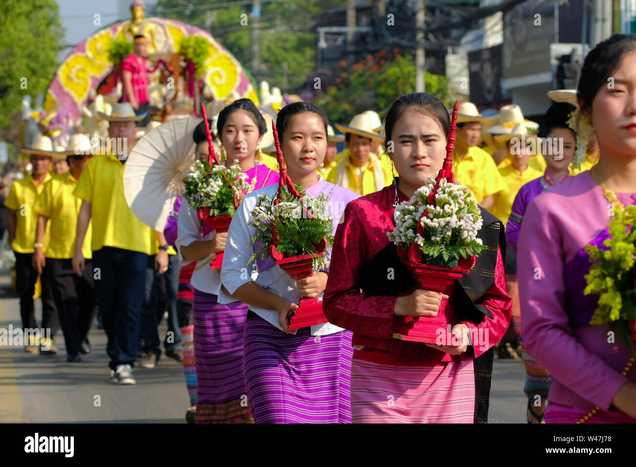 Chiang Mai, Thailand - Februar 4, 2017: Jubiläum Chiang Mai Flower Festival 2017 Eröffnungsfeier. Stockfoto