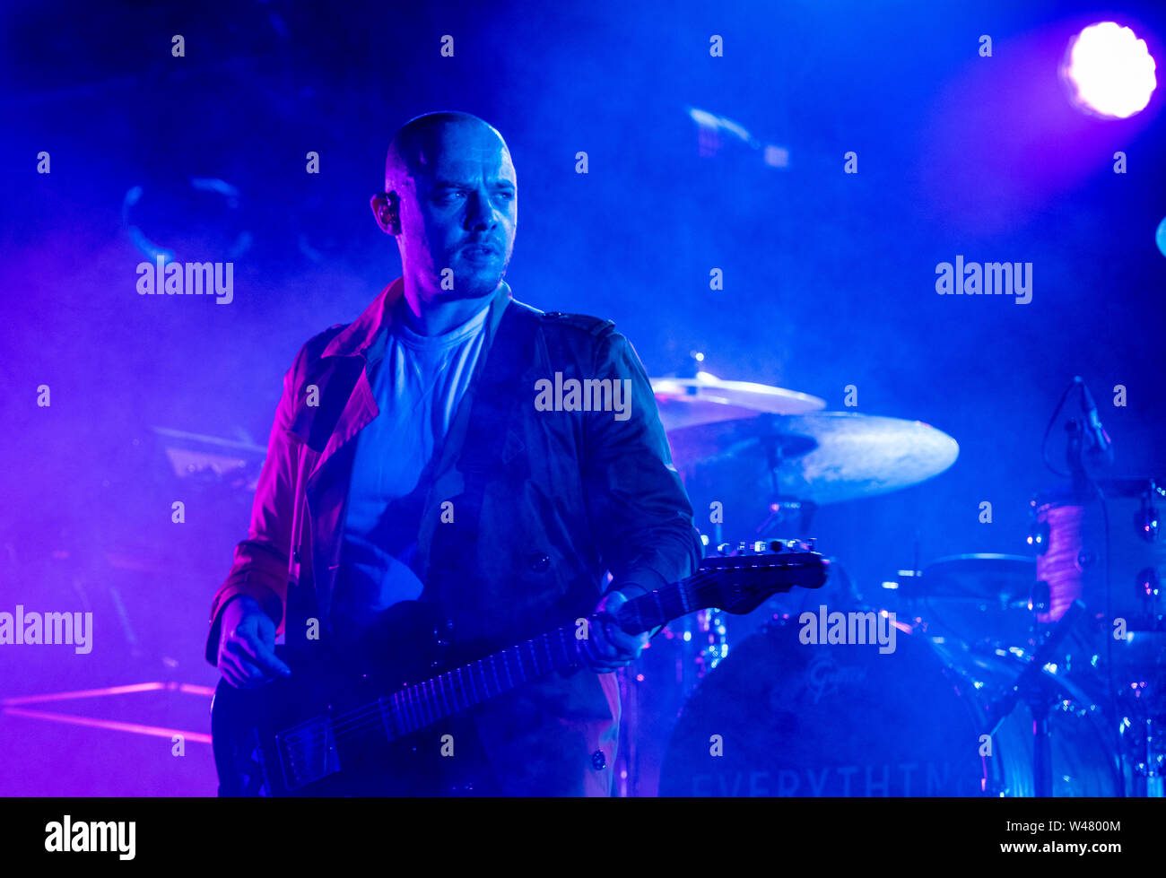 Jonathan Higgs, Sänger und Gitarrist von Alles Alles, Latitude Festival, henham Park, Suffolk, Großbritannien am 20. Juli 2019 Stockfoto