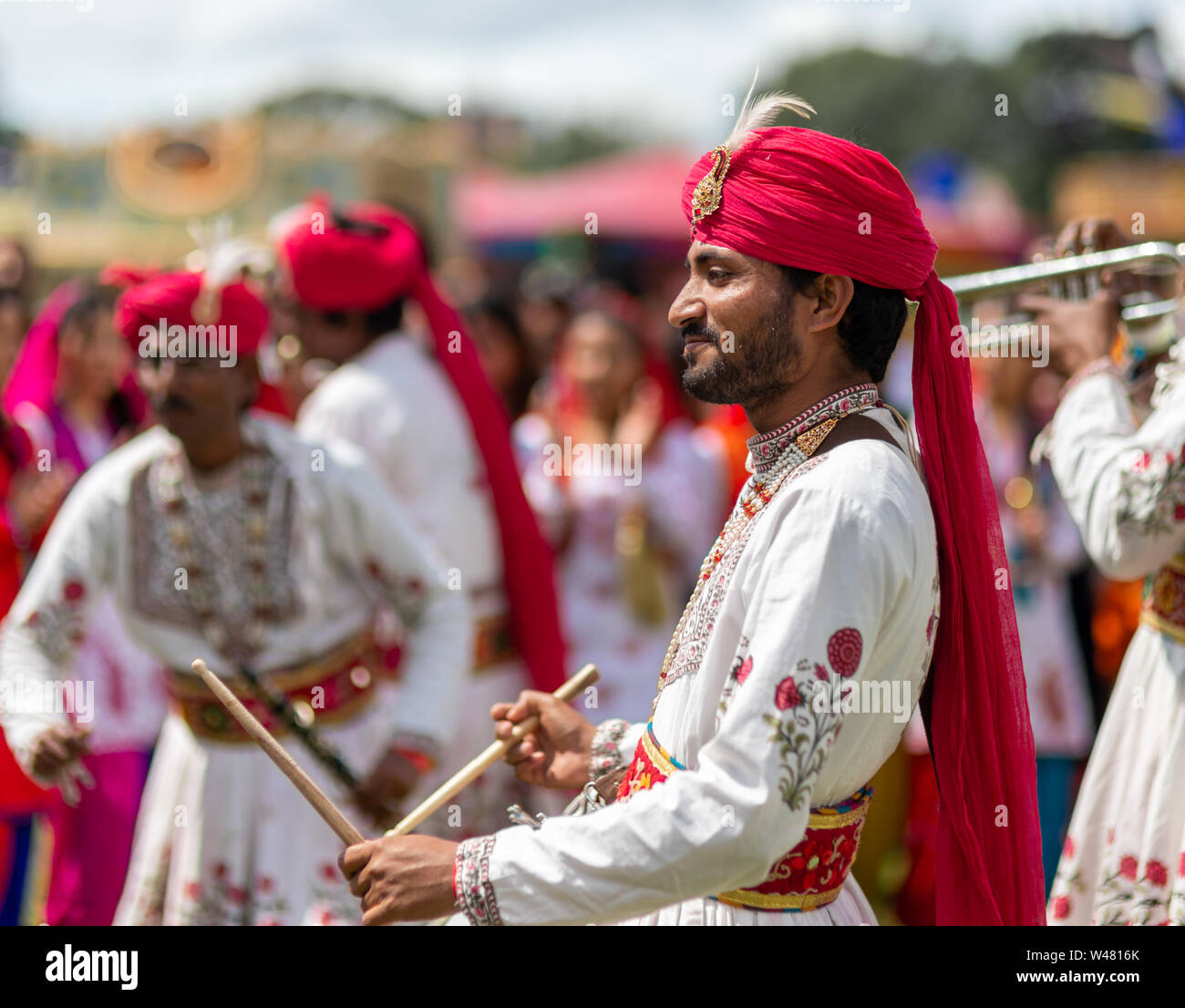 Indische Musiker durchführen, Rajasthan Heritage Brass Band, Großbritannien Stockfoto