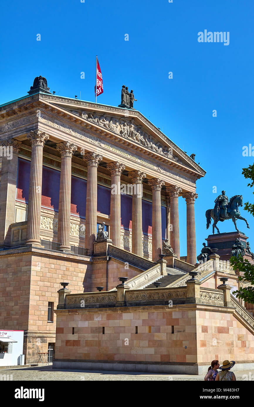 Das alte Museum ist ein Museum auf der Museumsinsel in Berlin. Es beherbergt die Antikensammlung der Staatlichen Museen zu Berlin. Stockfoto