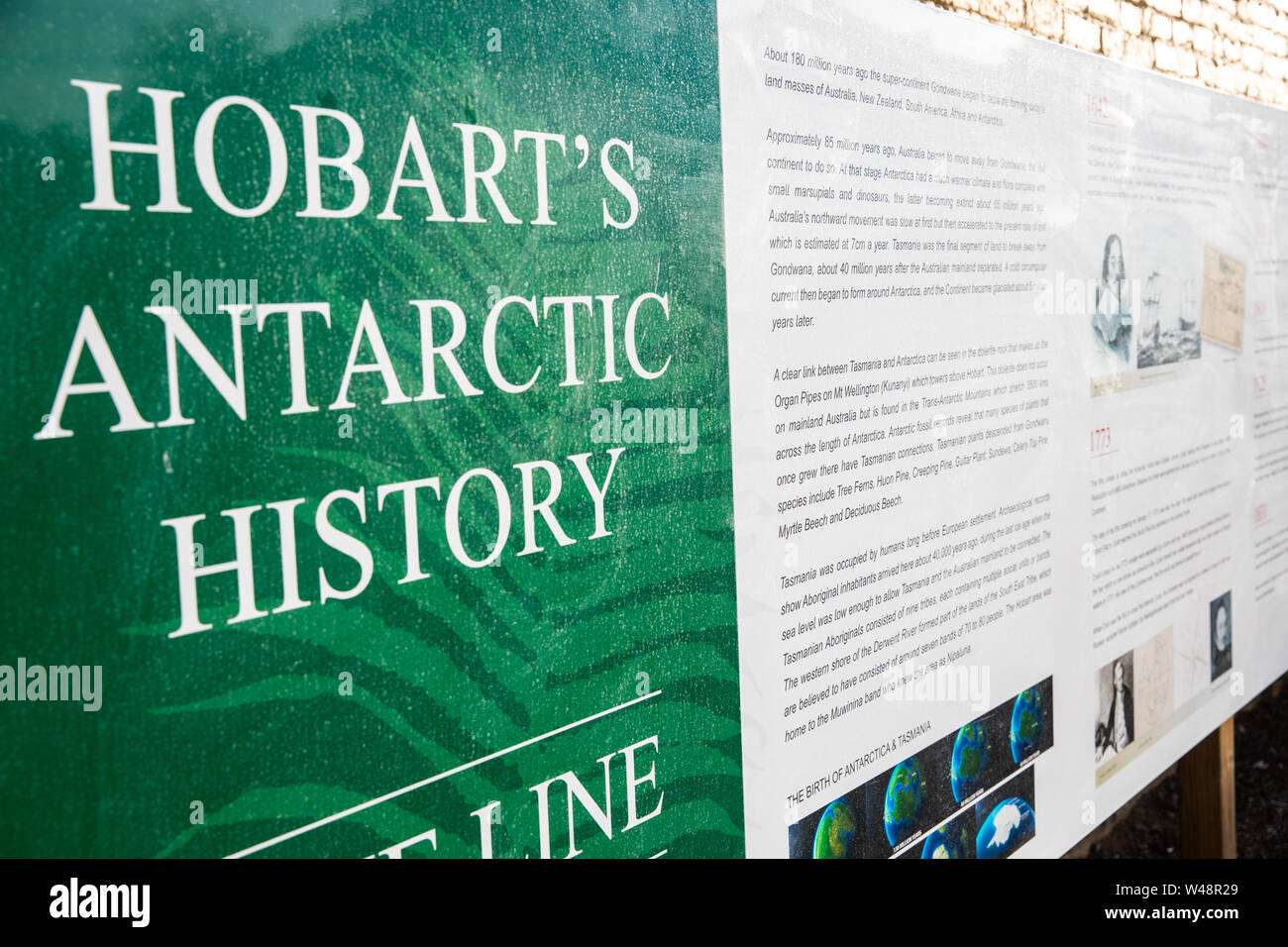 Antarktis Geschichte Australiens, signage außerhalb Replica Maurer Hütten museum in Hobart, Tasmanien, Australien; s Antarktis Geschichte Stockfoto