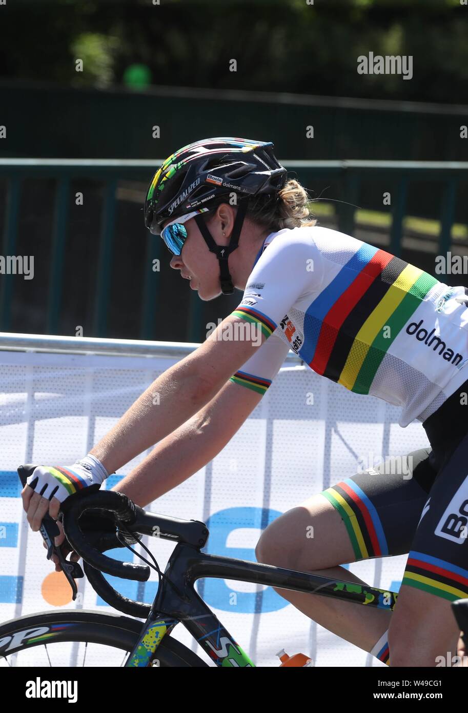 Anna van der Breggen auf Boels Dolmans Cycling Team während der UCI Women World Tour, La Kurs von Le Tour de France 2019, Pau - Pau (121 km) Am 19. Juli 2019 in Pau, Frankreich - Foto Laurent Lairys/DPPI Stockfoto