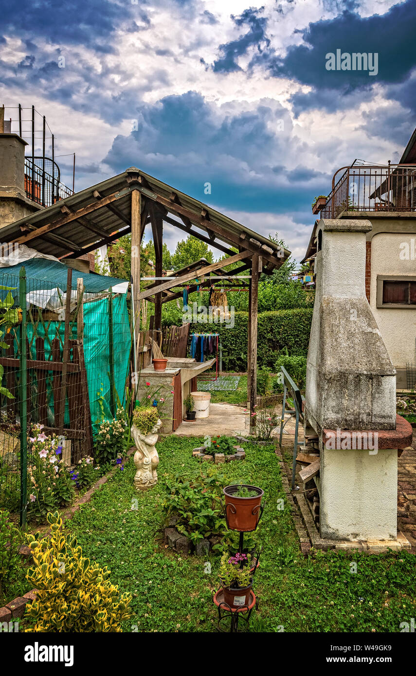 Italien Piemont Turin - Collegno Arbeiter Dorf Leumann (Villaggio Operaio Leumann - Der Garten des Arbeitnehmers home Stockfoto