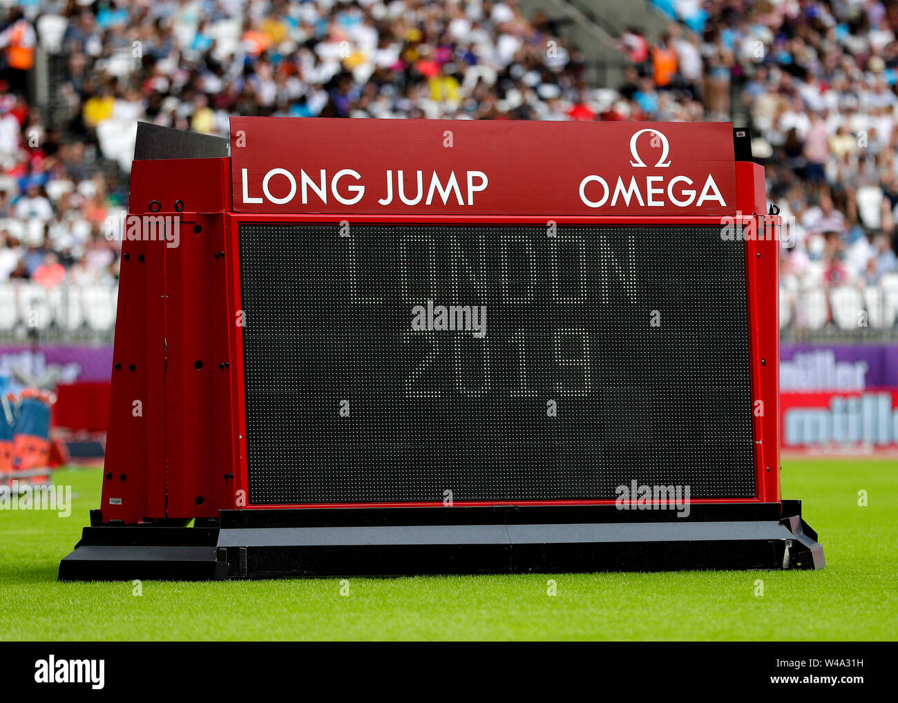 Das Stadion in London, London, Großbritannien. 21. Juli, 2019. IAAF Muller Geburtstag Spiele Leichtathletik; Red Omega elektronische Zeichen mit London 2019 Credit: Aktion plus Sport/Alamy leben Nachrichten Stockfoto