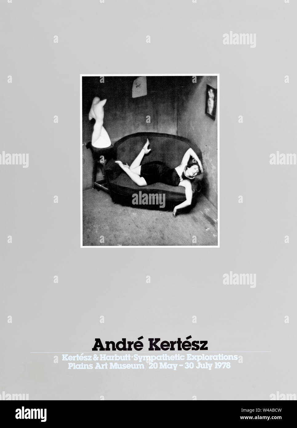Original Andre Kertesz Fotoplakat für die Kertesz & Harbutt Fotoausstellung Sympathische Erkundungen im Plains Art Museum in Moorhead, MN Stockfoto