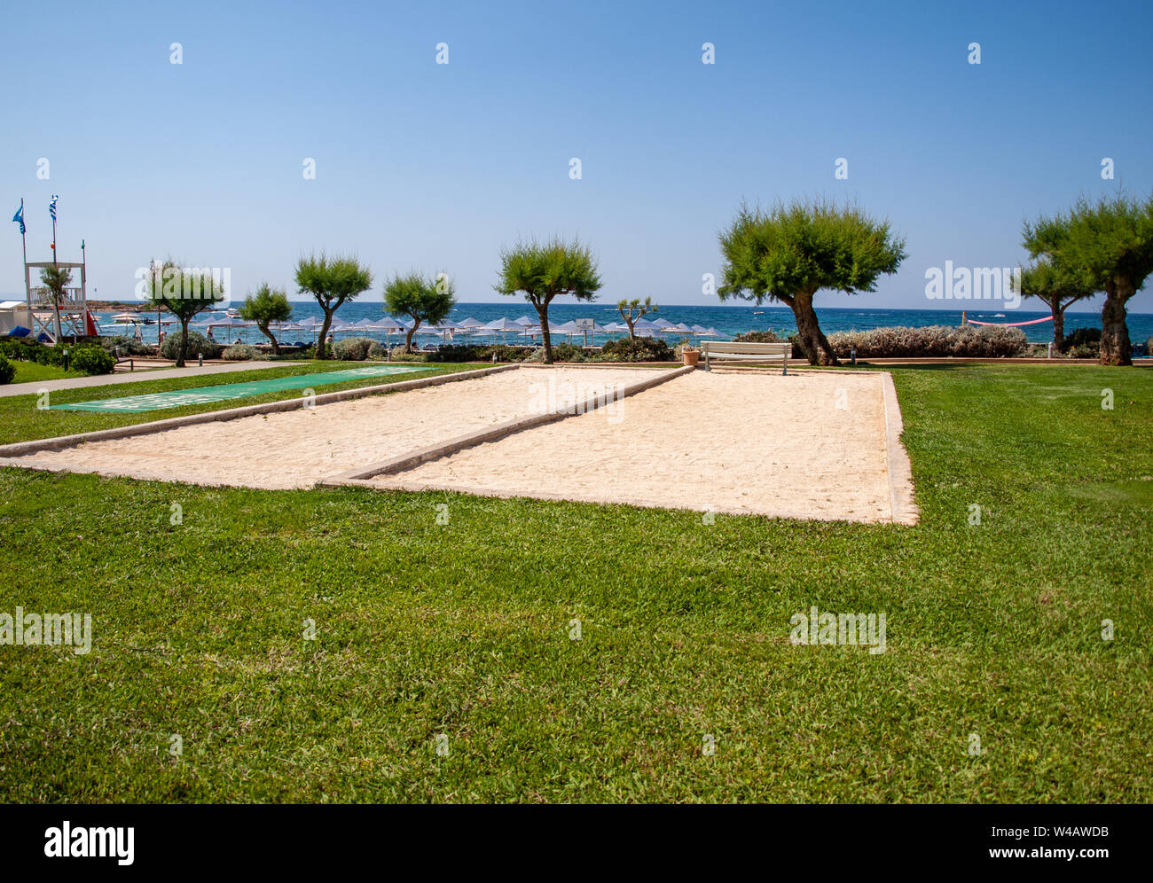 Malia, Kreta, Griechenland - Dezember 18, 2019: Blick auf den Strand von Malia auf Kreta, Griechenland Stockfoto