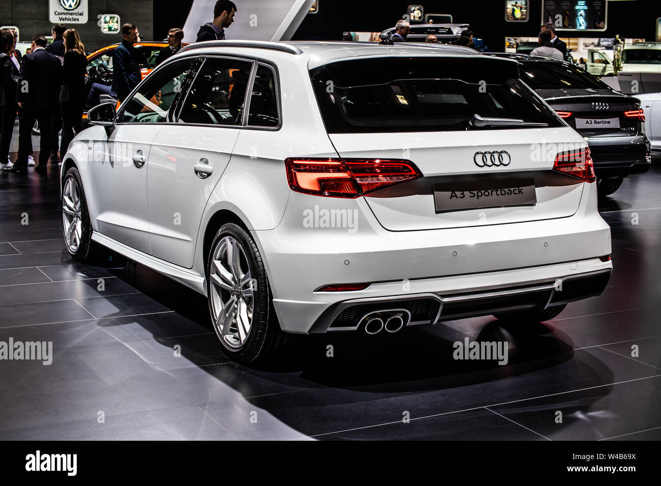 Brüssel, Belgien, Jan 2019 weiß Audi A3 Sportback zu Brüssel Motor Show, dritte Generation, Typ 8V, Auto von der Audi AG produziert Stockfoto