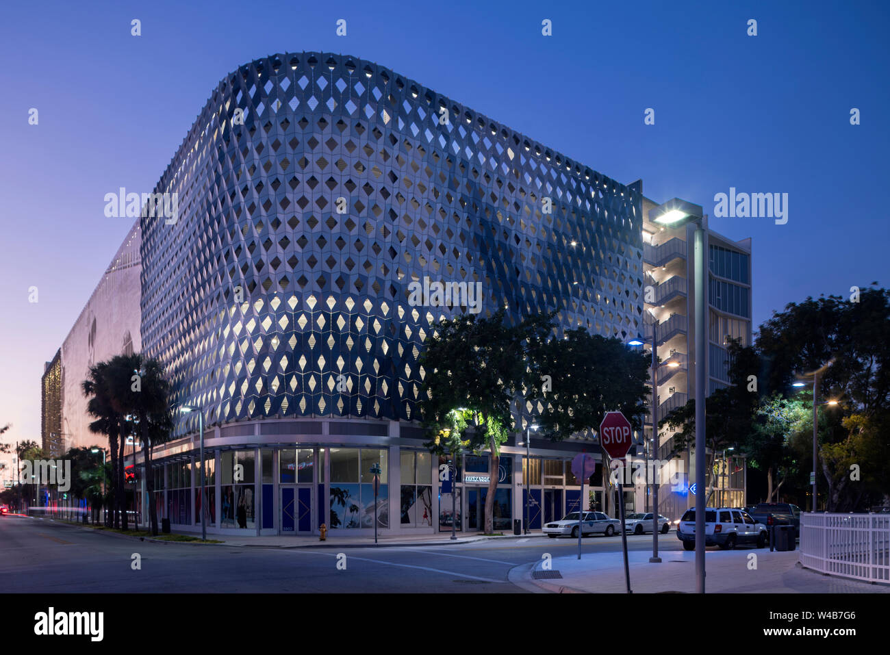 Blick auf die stadt PARKGARAGE (© IWAMOTO SCOTT 2015) MIAMI DESIGN DISTRICT Downtown Miami Florida USA Stockfoto