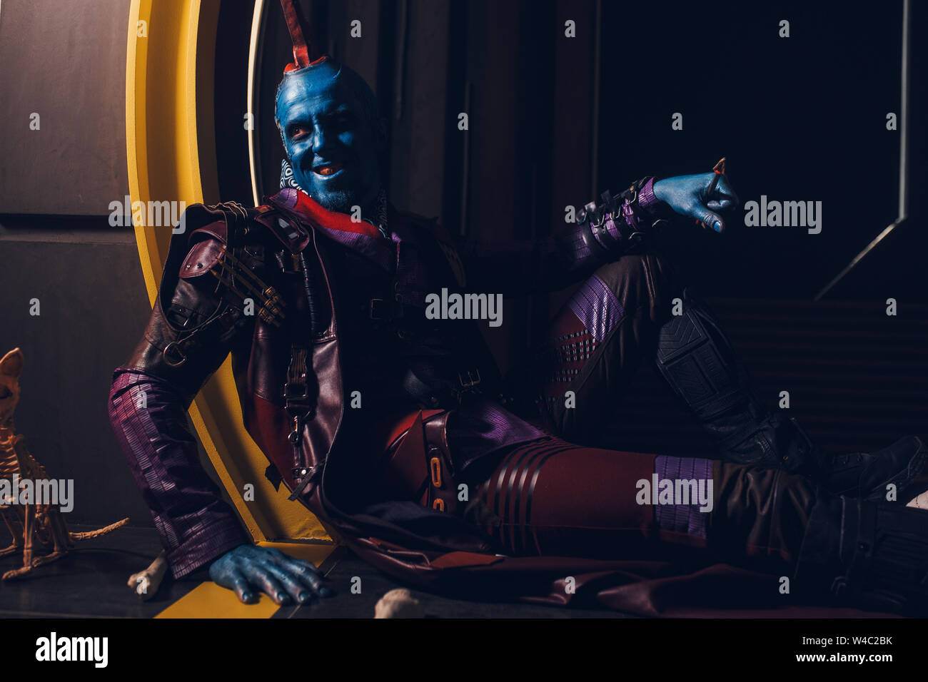 Dnipro Ukraine Juni 26 2019 Portrat Der Cosplayer In Der Das Bild Des Yondu Udonta Aus Film Wachter Der Galaxie Von Marvel Comics Stockfotografie Alamy