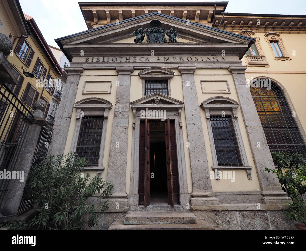 Biblioteca Ambrosiana in Mailand, historische Bibliothek im Zentrum von Mailand Stockfoto