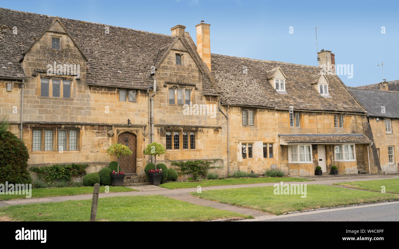 Stone Cottages in der Cotswold Dorf Broadway Stockfoto