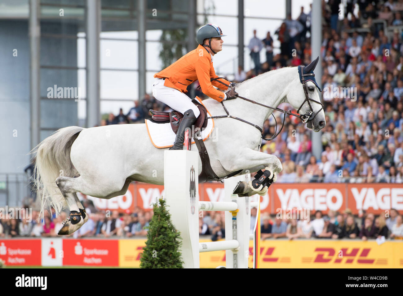 Doron KUIPERS, NED, auf Charley, Förderung, Mercedes-Benz Nations Cup, Team Springen mit zwei Umläufen, am 18.07.2019, Welt des Pferdesports, CHIO Aachen 2019 vom 16.07 - 21.07.2019 in Aachen/Deutschland; | Verwendung weltweit Stockfoto