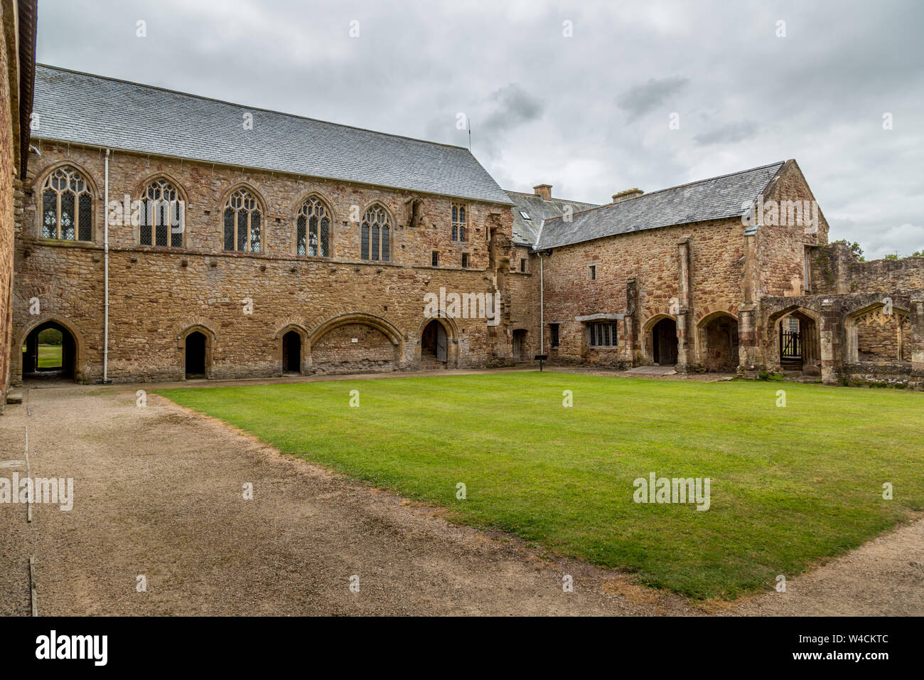 Cleeve Abbey, ein mittelalterliches Kloster in der Nähe des Dorfes Washford in Somerset, England. Denkmalgeschützte Gebäude in 1198 gegründet. Stockfoto