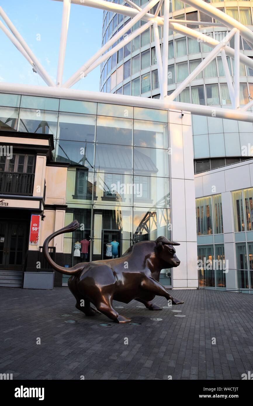 Birmingham England Stierkampfarena stier Skulptur Stockfoto