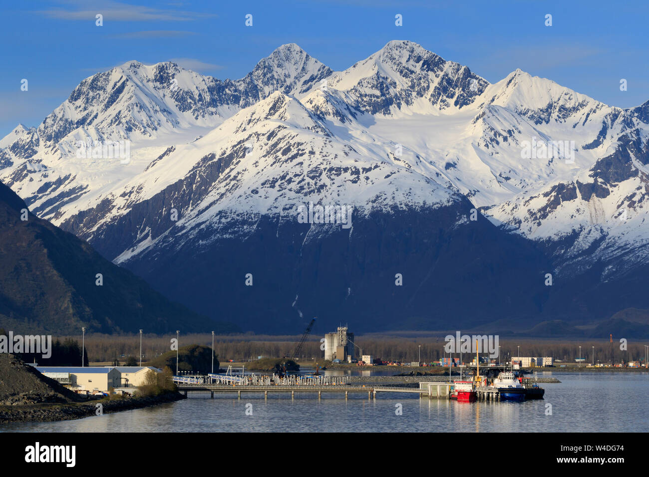 Hafen von Valdez, Prince William Sound, Alaska, USA Stockfoto