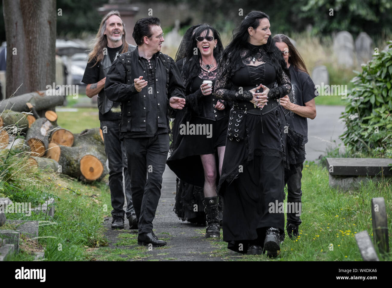 London, Großbritannien. Juli 2019 21. Mitglieder von London Vampir Gesellschaft und anderen Goten nehmen an der jährlichen Brompton Friedhof Tag der Offenen Tür. Credit: Guy Corbishley/Alamy leben Nachrichten Stockfoto