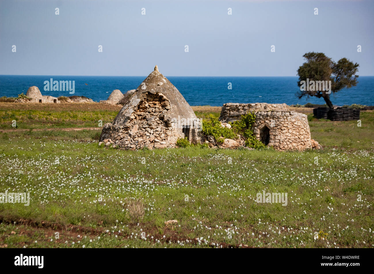 Die alten Ruinen von Trulli, Apulien, Italien Stockfoto