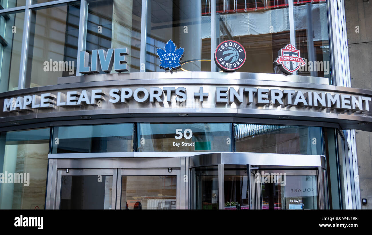 Maple Leaf Sport + Unterhaltung Büros auf 50 Bay Street in Toronto. Stockfoto