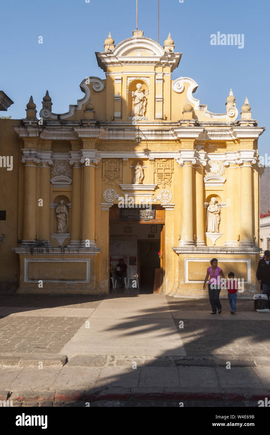 Guatemala, Antigua, Kirche San Pedro, umgebaut 1980 s, barocken Architektur Stockfoto