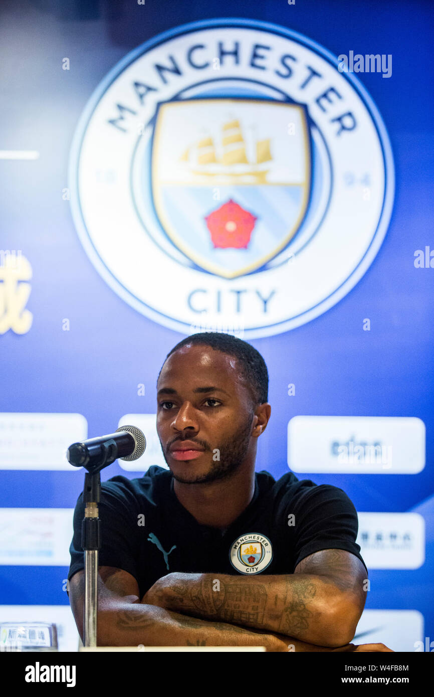 Hongkong, China. 23. Juli, 2019. Premier League Club Manchester CityÕs star player Raheem Sterling (dargestellt) und Manager Pep Guardiola erfüllen die chinesischen Medien im Grand Hyatt Wan Chai. Credit: Hong Kong Foto News Alamy leben Nachrichten Stockfoto