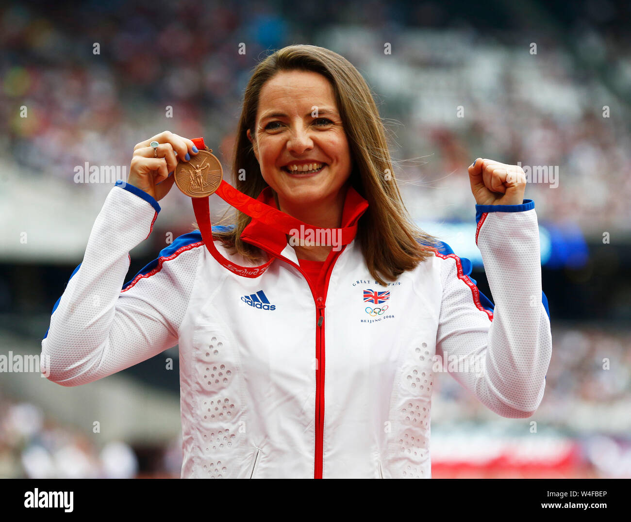 LONDON, ENGLAND. Juli 20: Goldie Sayers mit ihrer Bronzemedaille von den Olympischen Spiele 2008 in Peking, nachdem sie während des Tages eine der Muller Annive aktualisiert Stockfoto