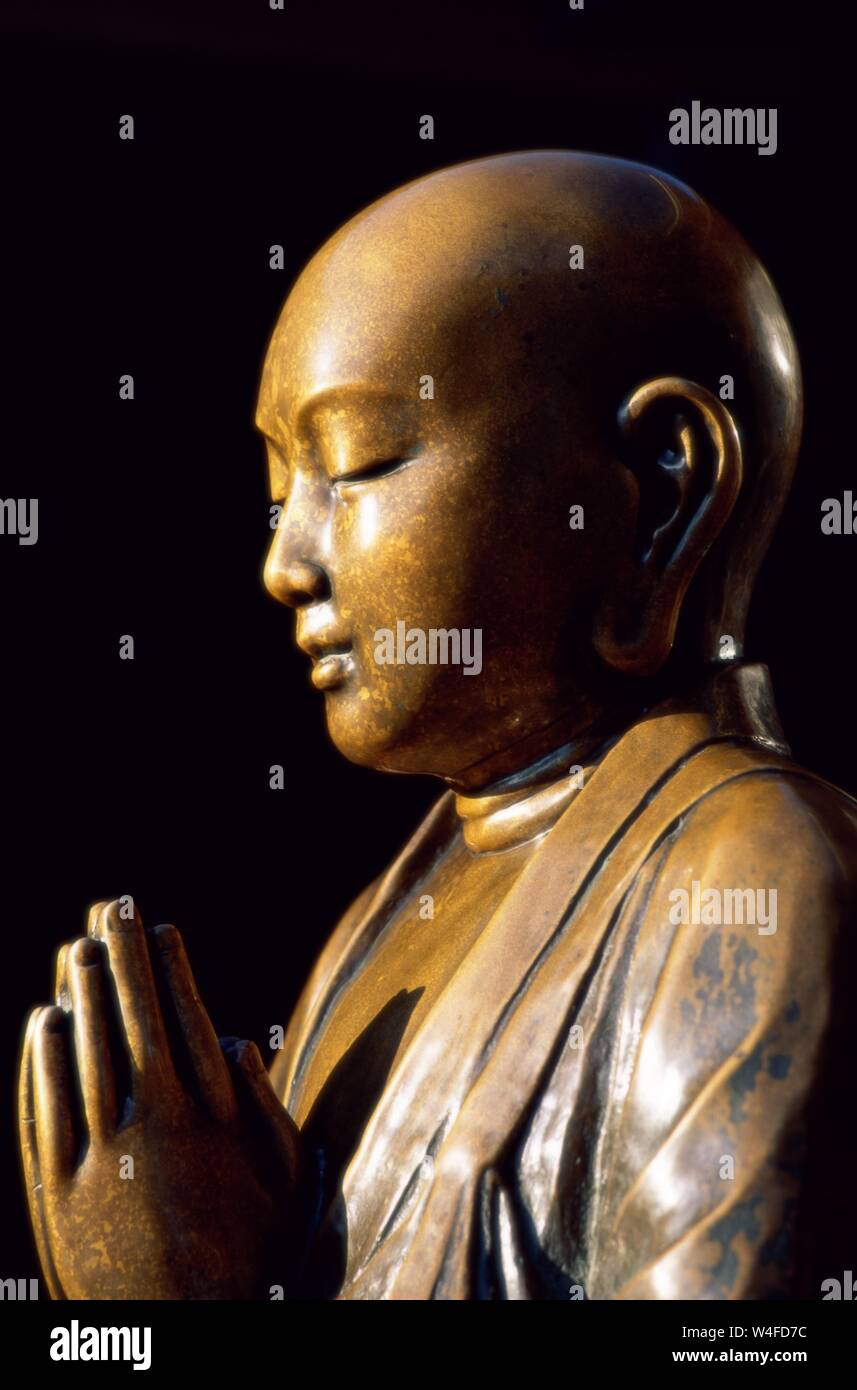 Japan, Honshu, Tokyo, Asakusa Kannon Tempel (Senso-ji Tempel), Nadi Botokesan Bronze Buddha Statue Stockfoto