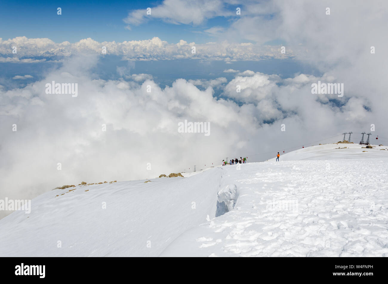 Blick vom höchsten Punkt der Apharwat Peak, Gulmarg, Jammu und Kaschmir, Indien Stockfoto