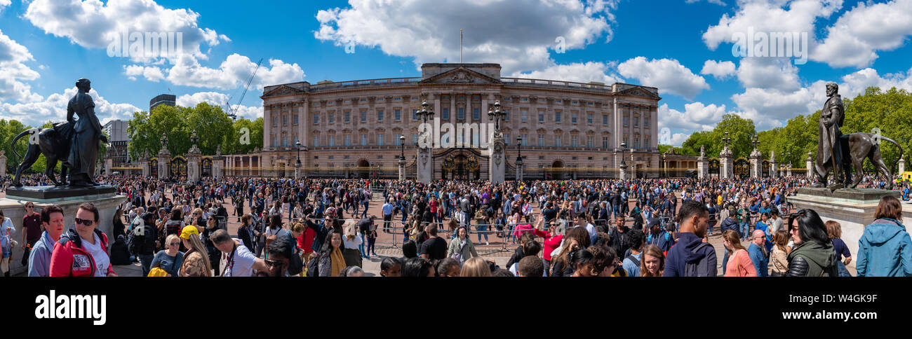 Buckingham Palace, der Residenz und Verwaltungssitz der Monarch des Vereinigten Königreichs in London Stockfoto