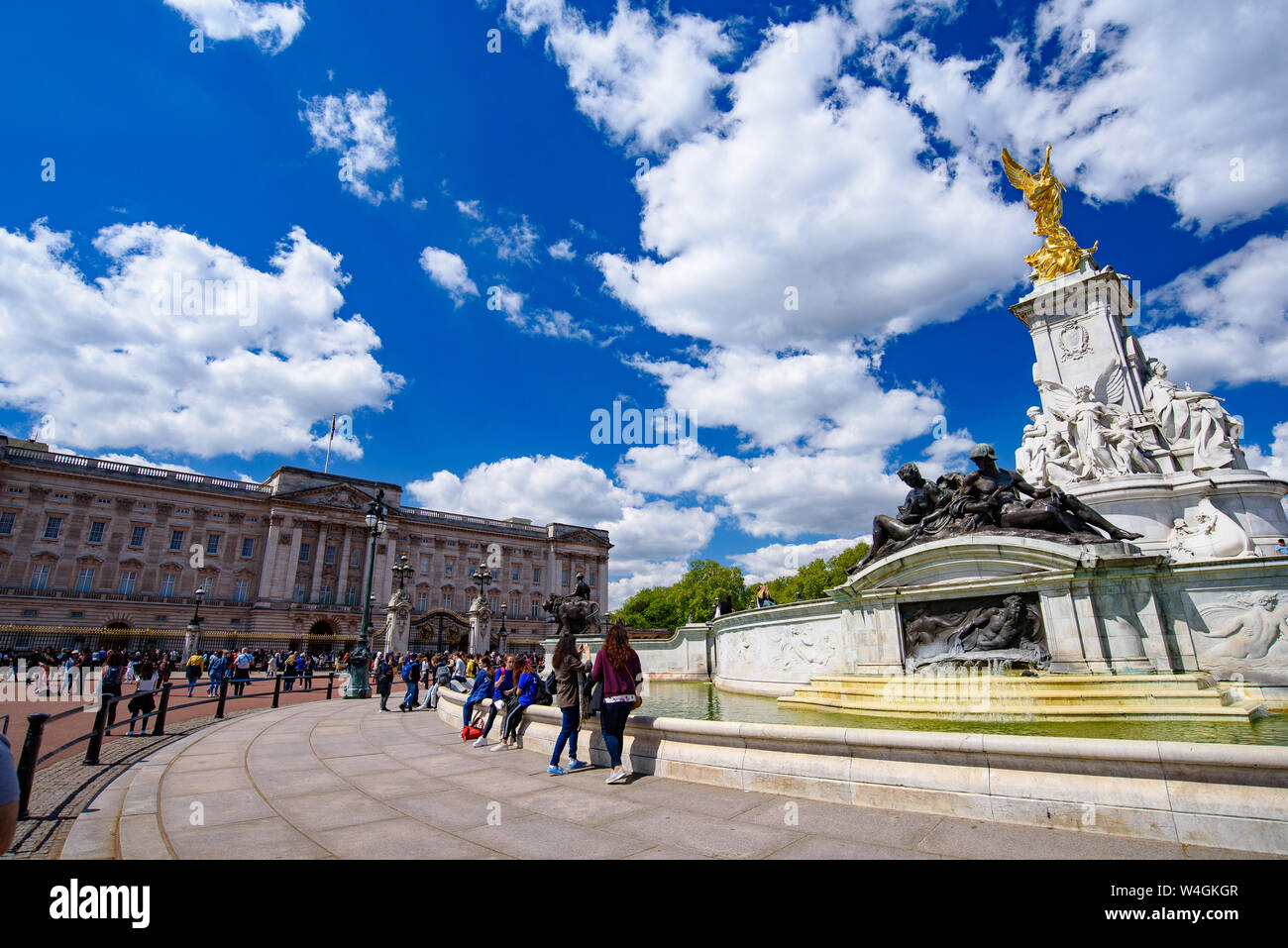 Victoria Memorial und der Buckingham Palace in London, Vereinigtes Königreich Stockfoto