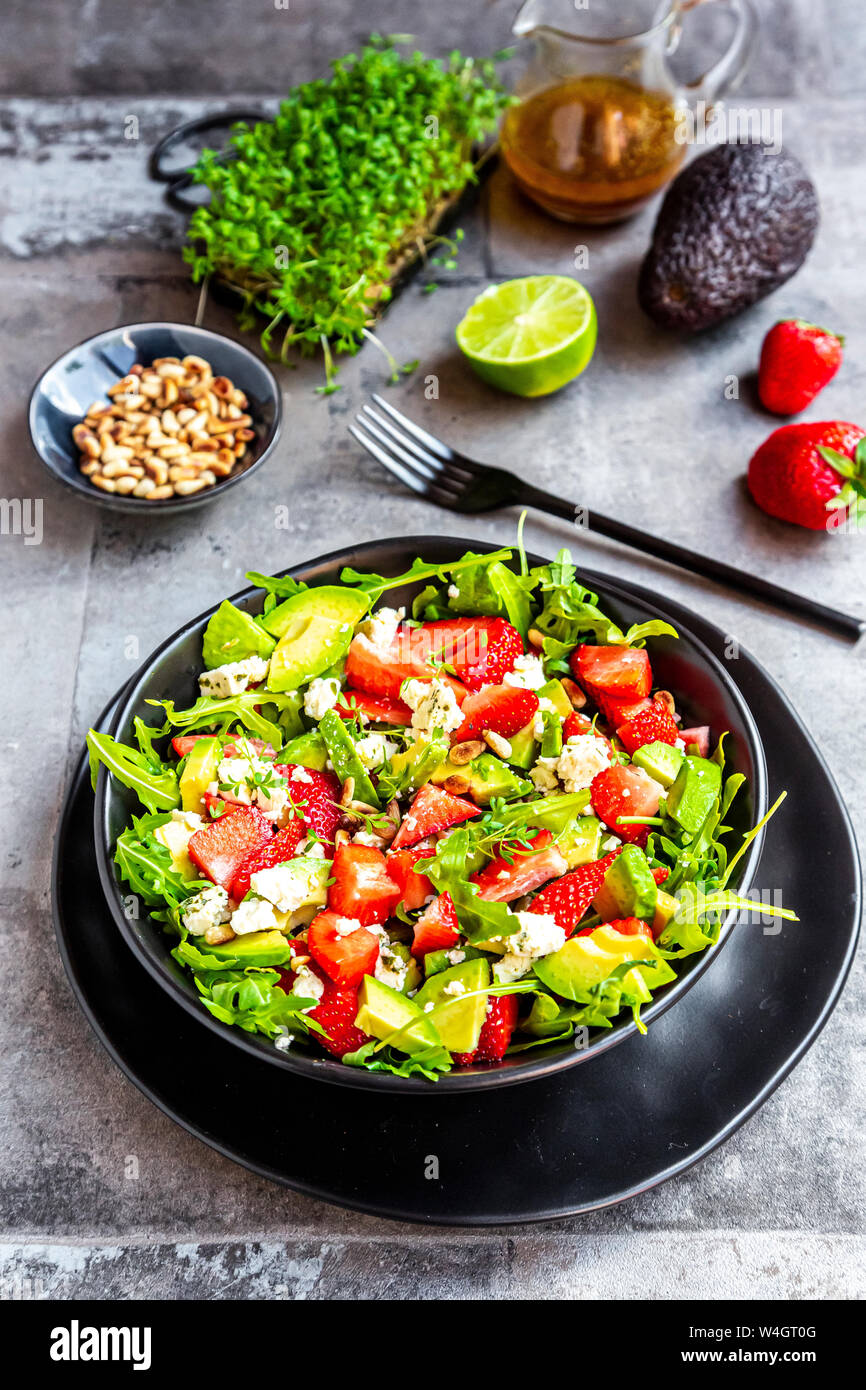 Avocado Salat Stockfotos und -bilder Kaufen - Alamy